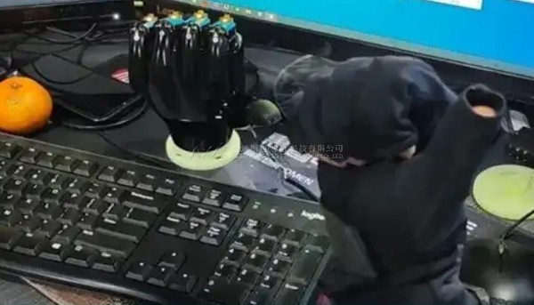 虚拟现实|虚拟仿真|三维虚拟技术|可视化工程|虚拟仿真交互|航空航天|汽车仿真|轮船仿真|列车仿真|多媒体应用|轨道交通|船舶制造|能源矿业|电力仿真|游戏开发|虚拟漫游|建筑设计|石油钻井|核能开放|互动营销|展览展示|爱迪斯通