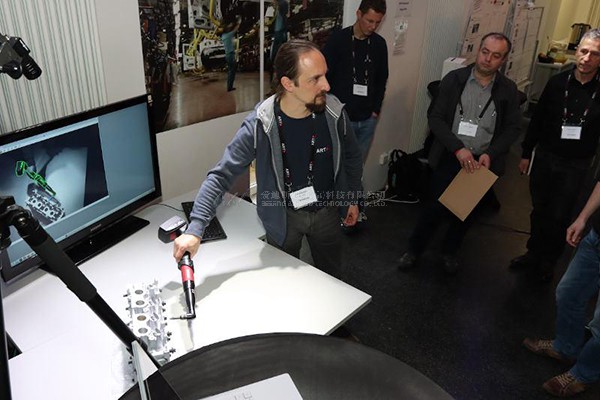 虚拟现实|虚拟仿真|三维虚拟技术|可视化工程|虚拟仿真交互|航空航天|汽车仿真|轮船仿真|列车仿真|多媒体应用|轨道交通|船舶制造|能源矿业|电力仿真|游戏开发|虚拟漫游|建筑设计|石油钻井|核能开放|互动营销|展览展示|爱迪斯通