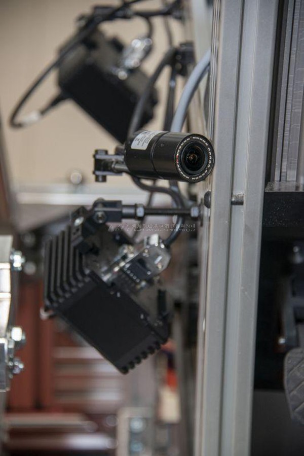 虚拟现实|虚拟仿真|三维虚拟技术|可视化工程|虚拟仿真交互|航空航天|汽车仿真|轮船仿真|列车仿真|多媒体应用|轨道交通|船舶制造|能源矿业|电力仿真|游戏开发|虚拟漫游|建筑设计|石油钻井|核能开放|互动营销|展览展示|爱迪斯通