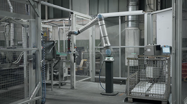 虚拟现实|虚拟仿真|三维虚拟技术|可视化工程|虚拟仿真交互|航空航天|汽车仿真|轮船仿真|列车仿真|多媒体应用|轨道交通|船舶制造|能源矿业|电力仿真|游戏开发|虚拟漫游|建筑设计|石油钻井|核能开放|互动营销|展览展示|爱迪斯通