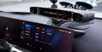 art小规模光学追踪设备smarttrack3，适用于驾驶室内的运动追踪bat365网页版的解决方案